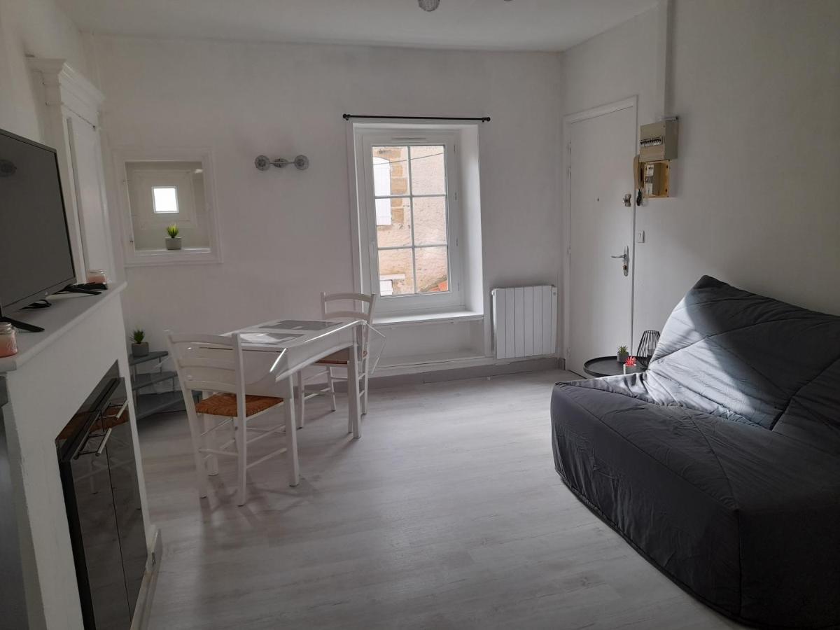 Promo Studio Wi-Fi A Courseulles-Sur-Mer Au 1Er Etage Bagian luar foto
